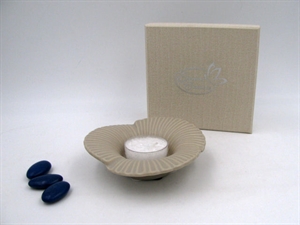 02801 CIOTOLA FOGLIA+T.LIGTH 11cm PORCELLANA+ASTUCCIO ***SC30%***