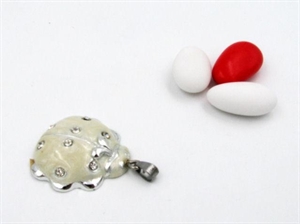 BP256 COCCINELLA CIONDOLO 3,5cm RESINA/SMALTO/STRASS 12xSC*